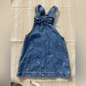 GAP girl 3T Cottage-like Embroidered floral Denim Overall Dress